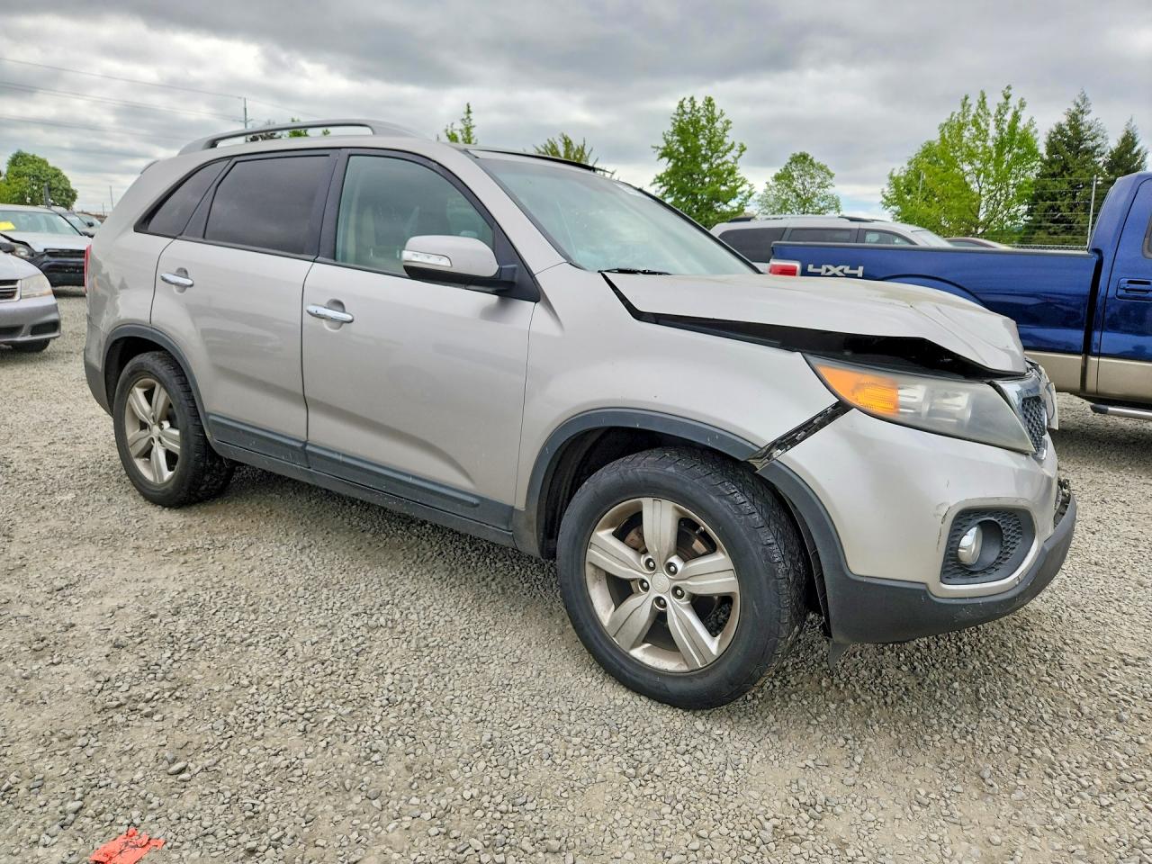 2013 KIA SORENTO