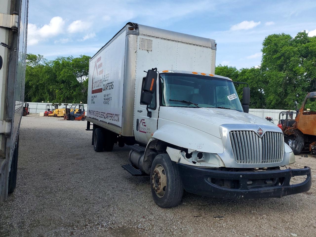 2012 INTERNATIONAL 4000 SERIE