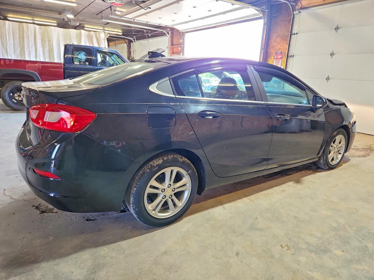 2017 CHEVROLET CRUZE