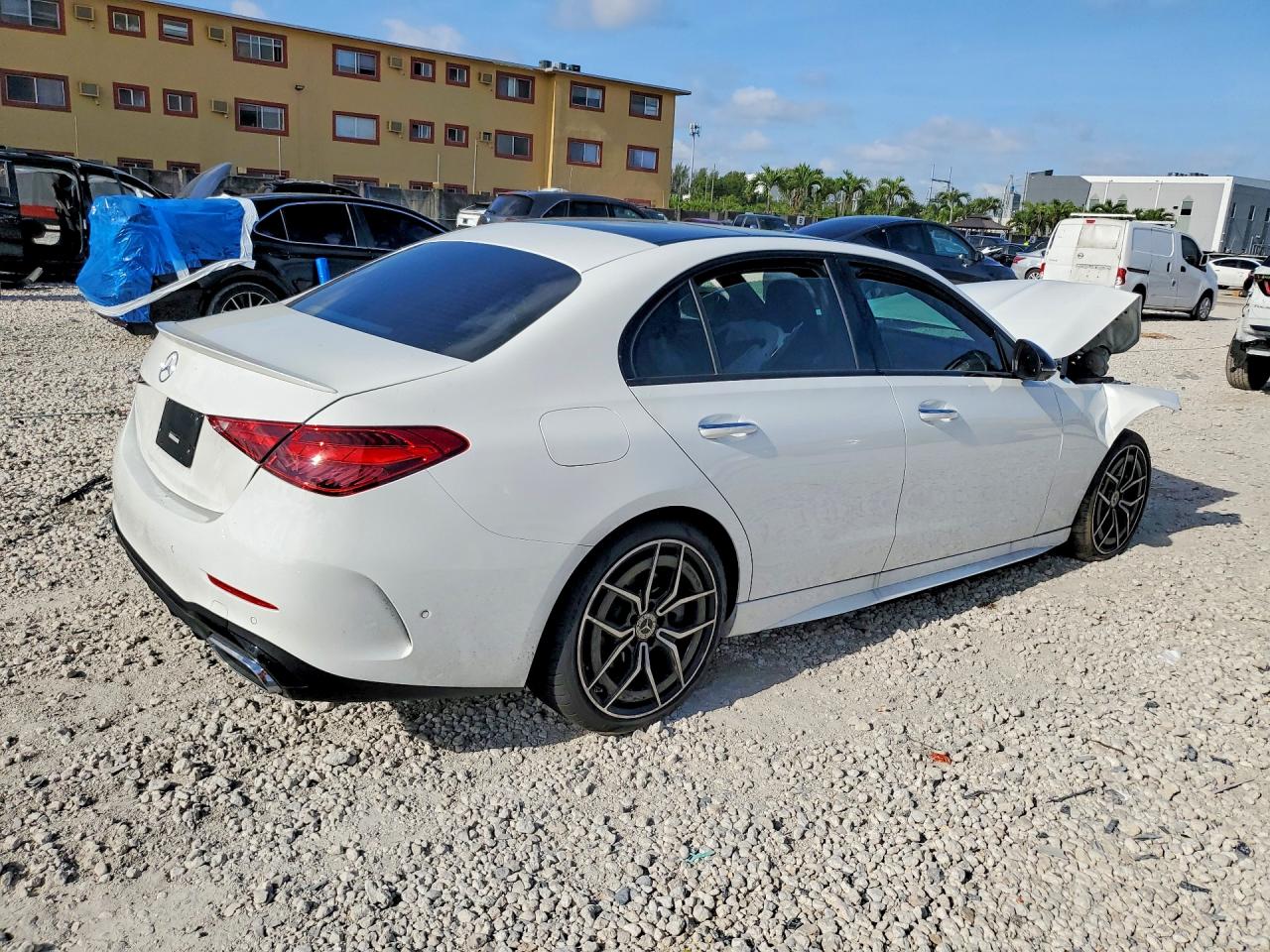 2023 MERCEDES-BENZ C-CLASS