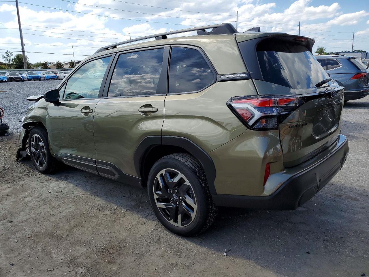 2025 SUBARU FORESTER
