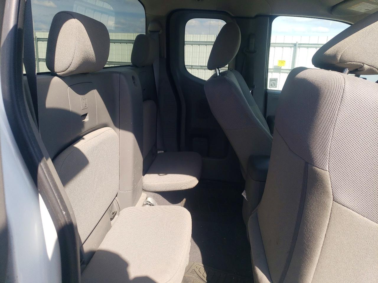 2018 NISSAN FRONTIER