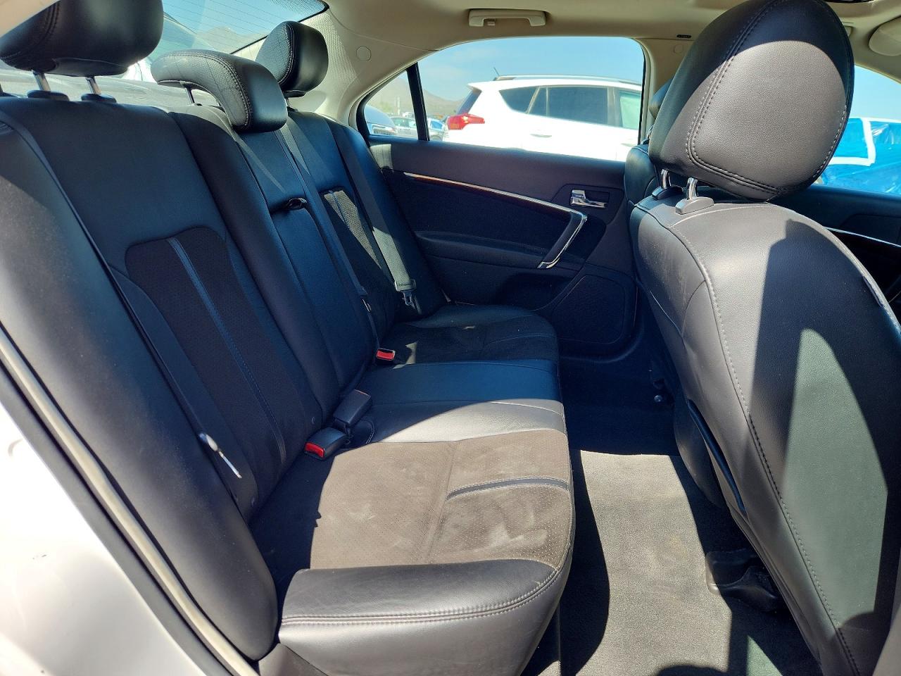2012 LINCOLN MKZ