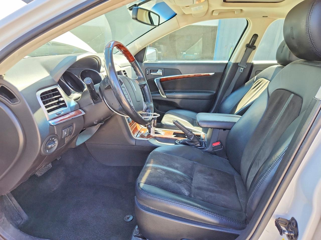 2012 LINCOLN MKZ