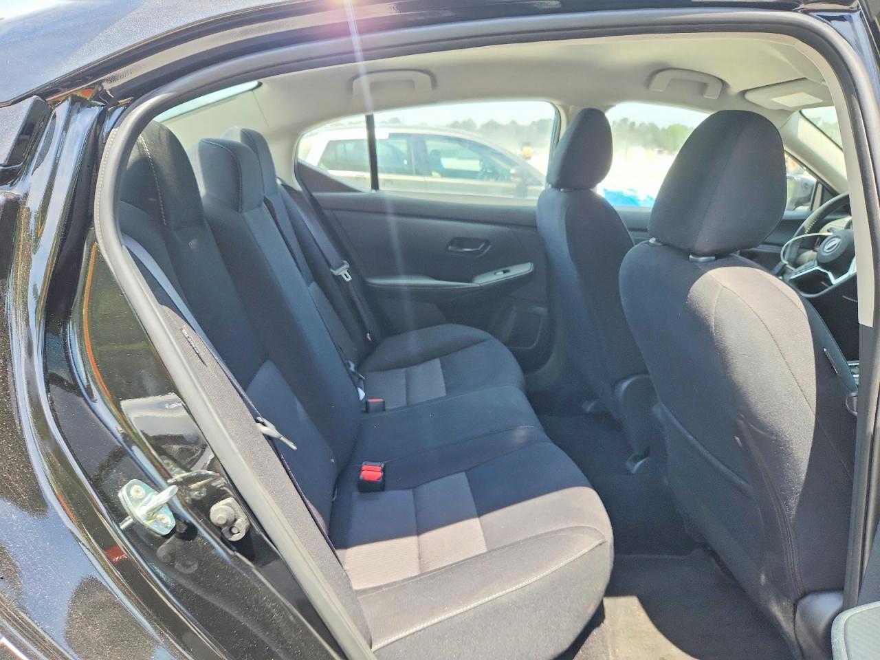 2025 NISSAN SENTRA