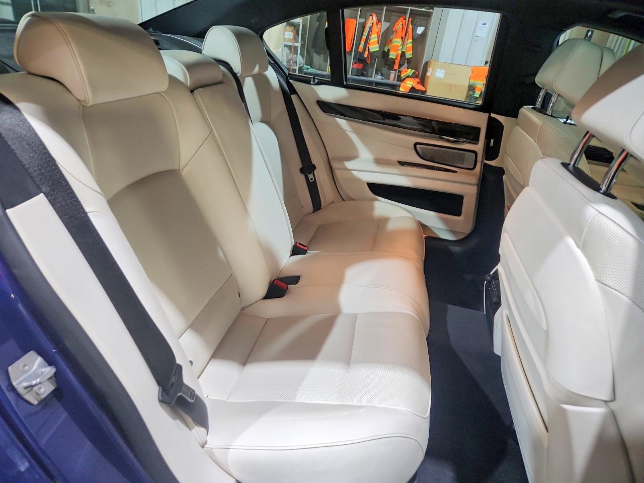 2015 BMW 7 SERIES