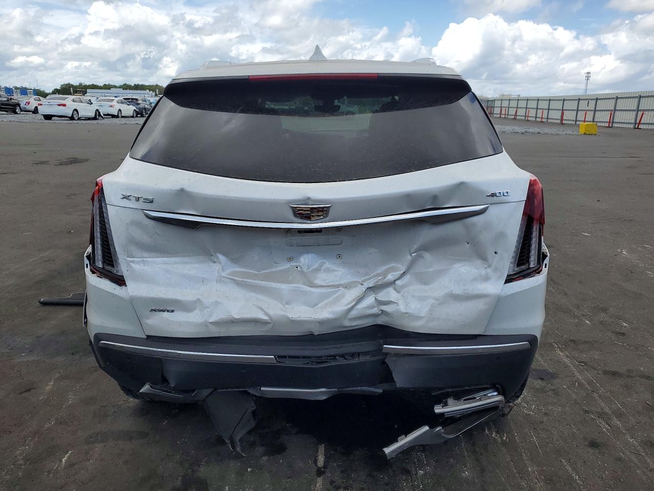 2024 CADILLAC XT5