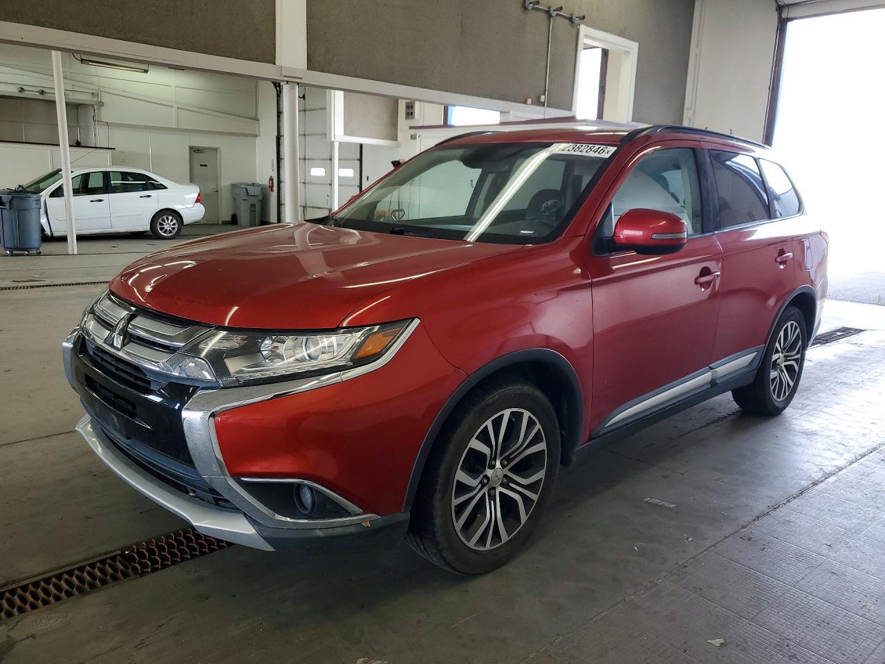 2016 MITSUBISHI OUTLANDER