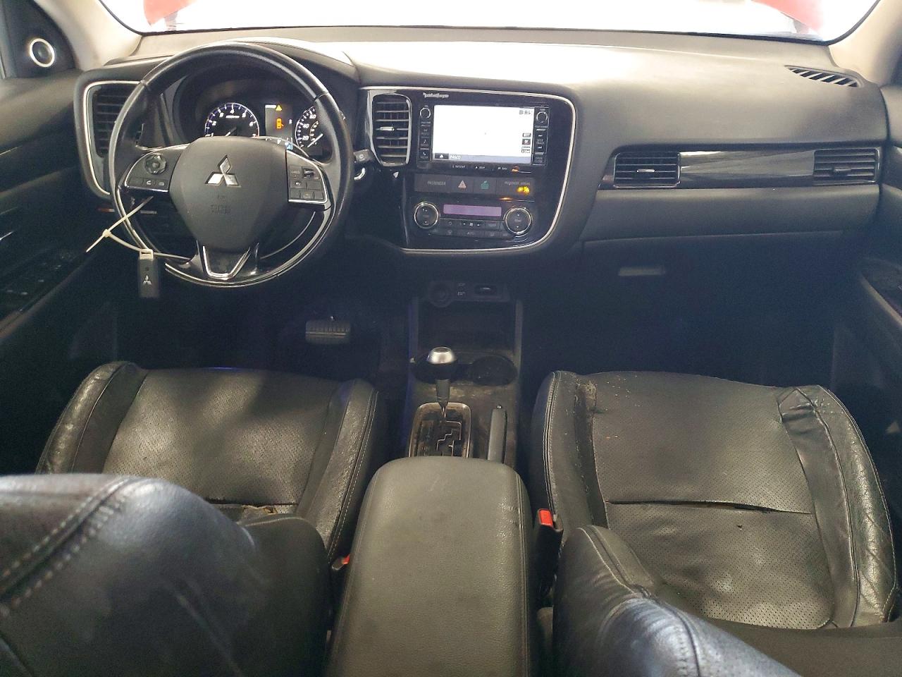 2016 MITSUBISHI OUTLANDER