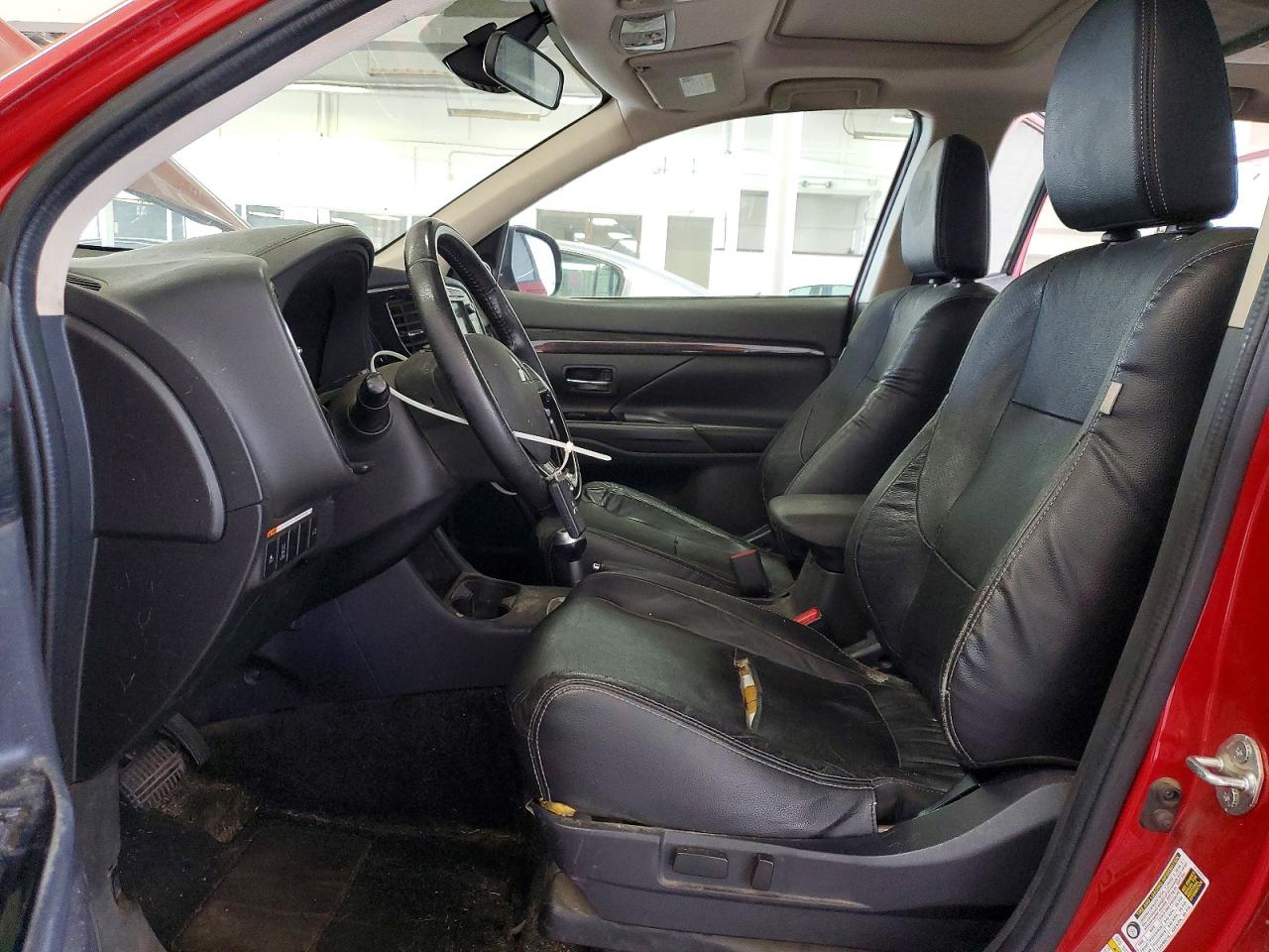 2016 MITSUBISHI OUTLANDER