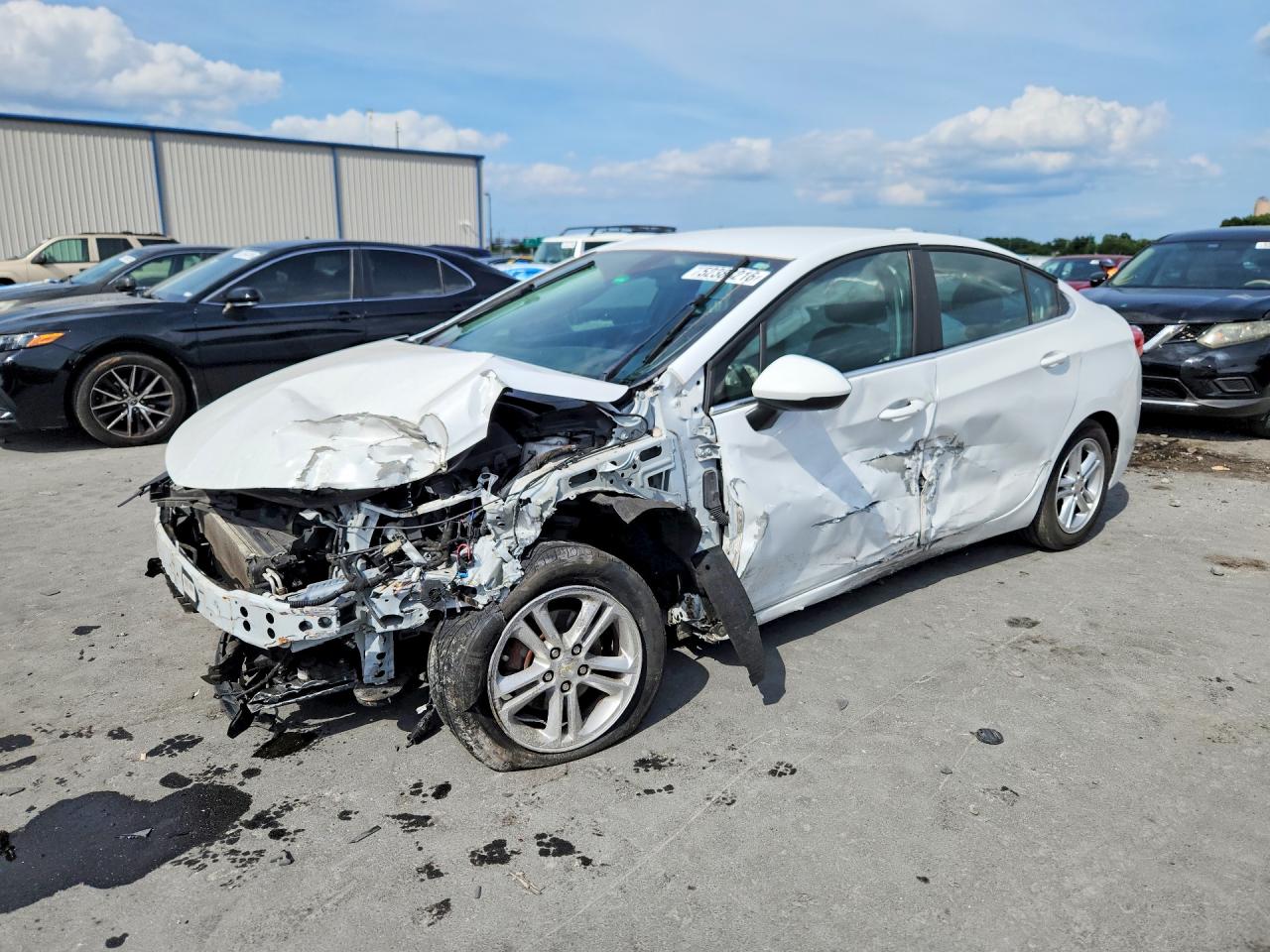 2017 CHEVROLET CRUZE
