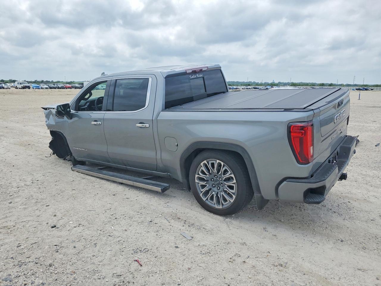 2025 GMC SIERRA