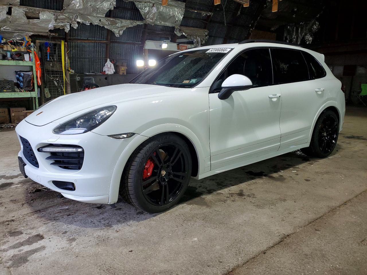 2013 PORSCHE CAYENNE