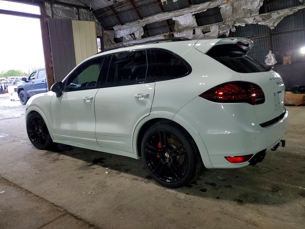 2013 PORSCHE CAYENNE