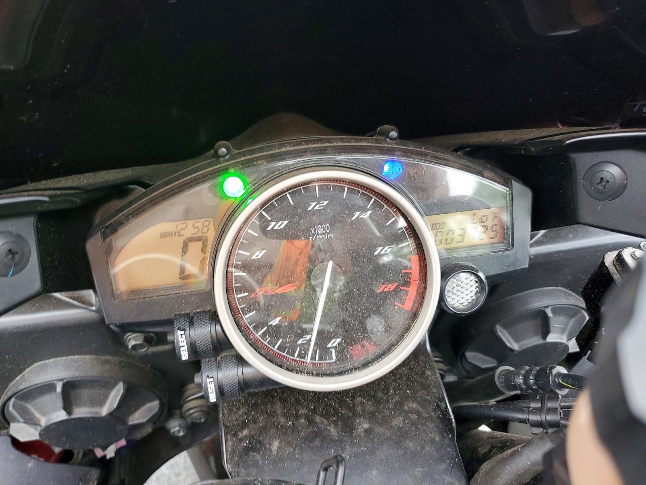 2014 YAMAHA YZF600