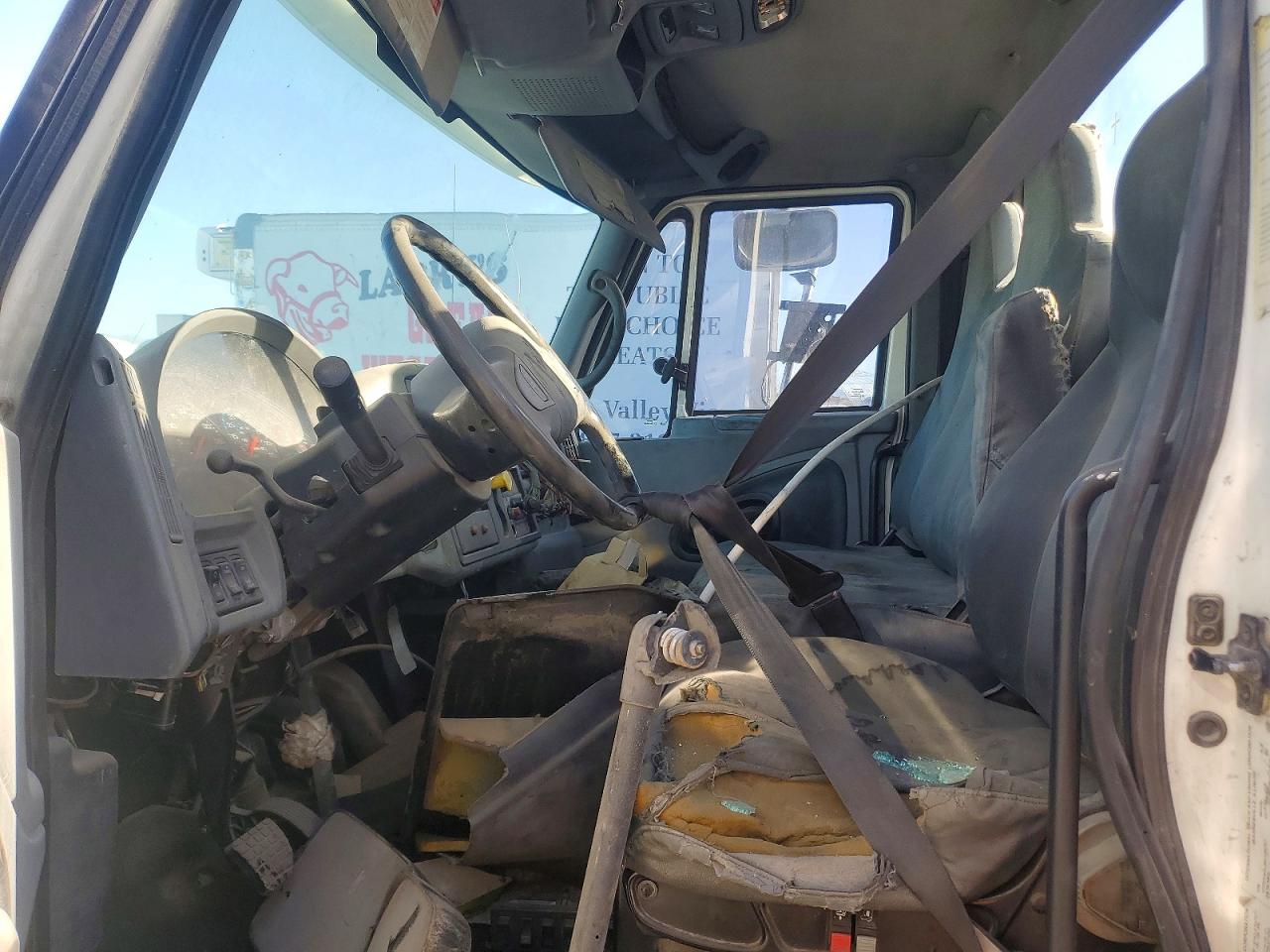 2006 INTERNATIONAL 4000 SERIE