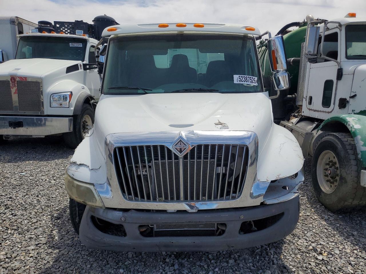 2006 INTERNATIONAL 4000 SERIE