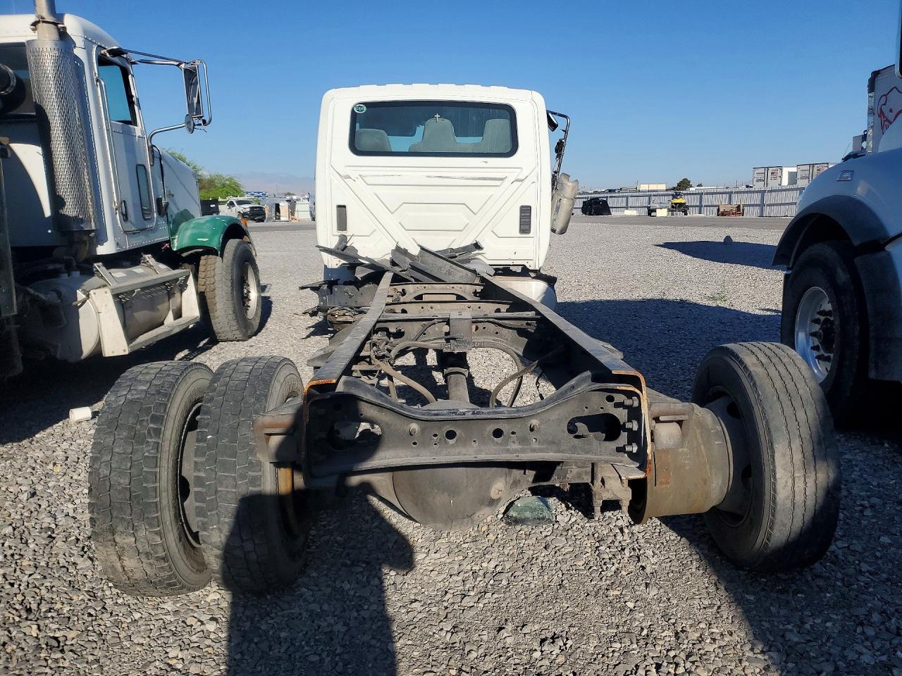 2006 INTERNATIONAL 4000 SERIE