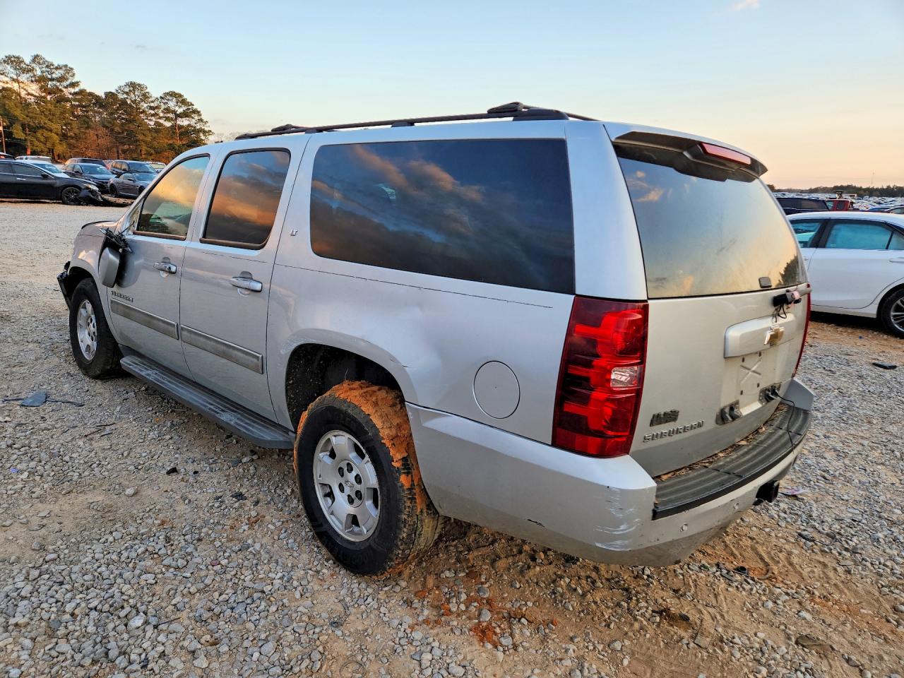 2011 CHEVROLET SUBURBAN