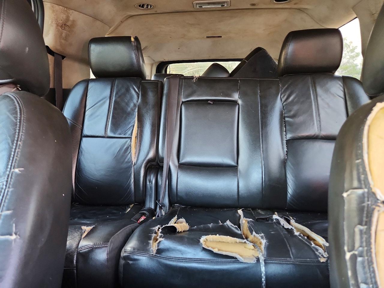 2011 CHEVROLET SUBURBAN