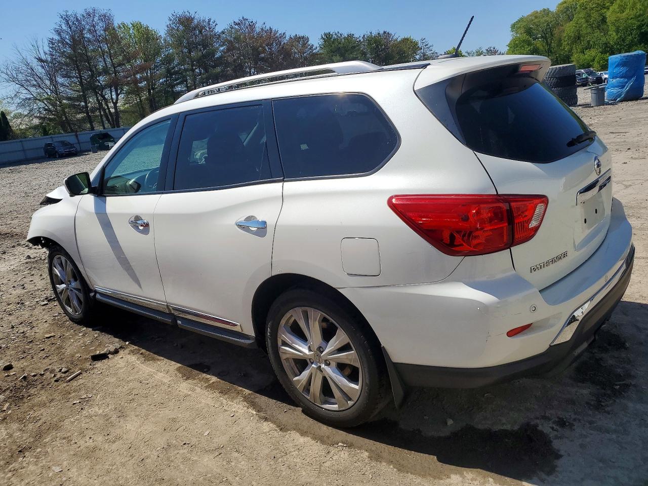 2018 NISSAN PATHFINDER
