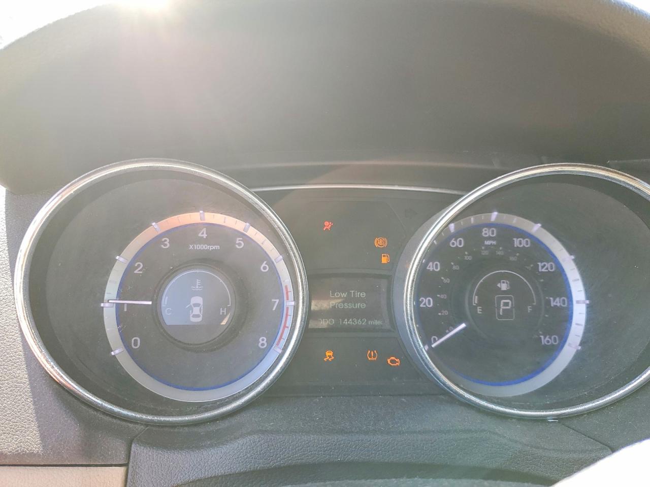 2011 HYUNDAI ELANTRA