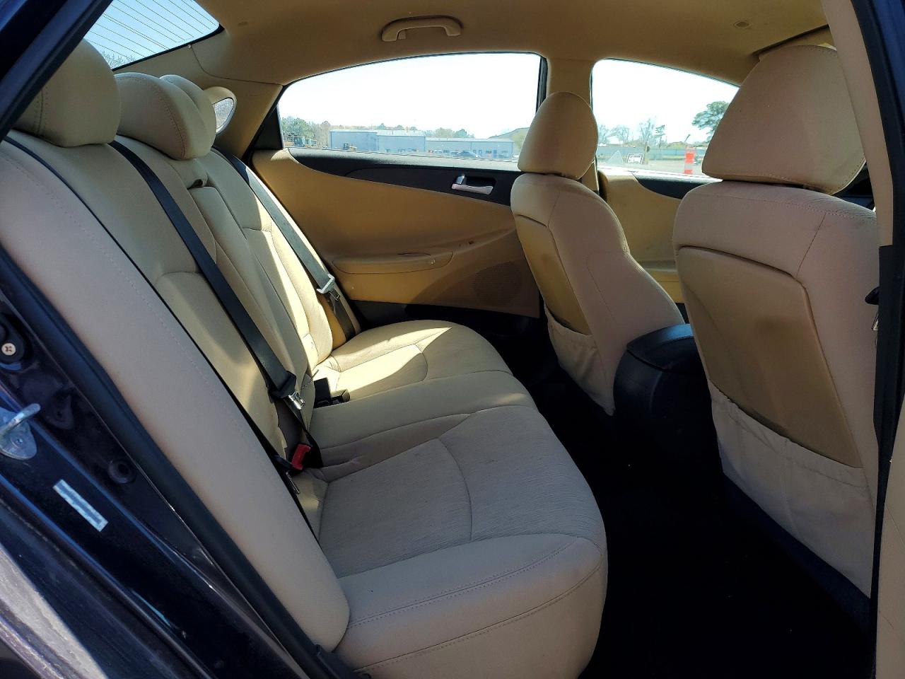 2011 HYUNDAI ELANTRA