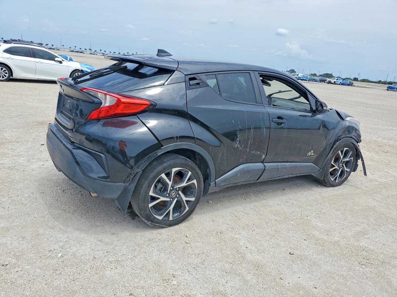 2018 TOYOTA C-HR
