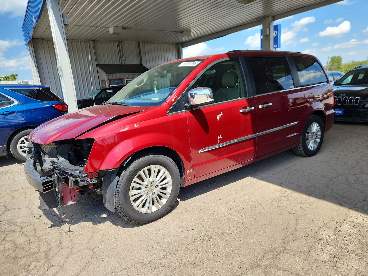 2013 CHRYSLER MINIVAN