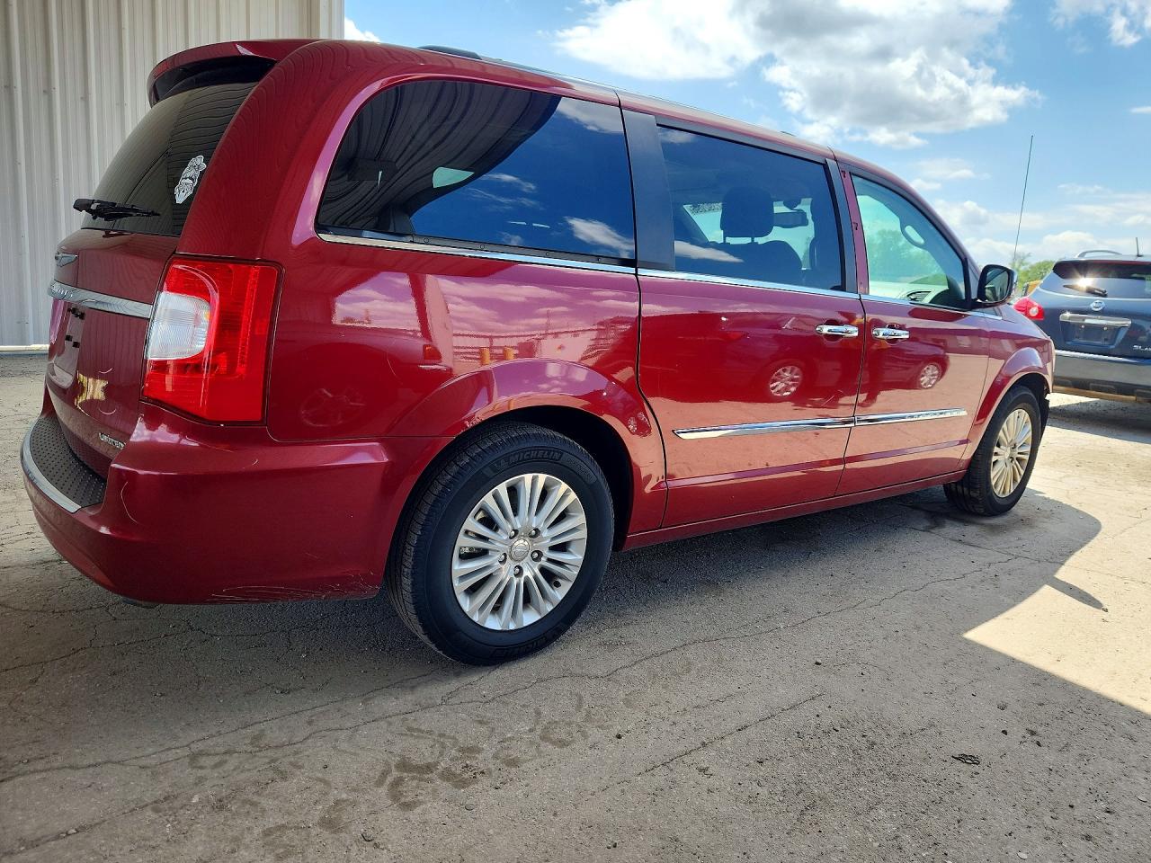 2013 CHRYSLER MINIVAN