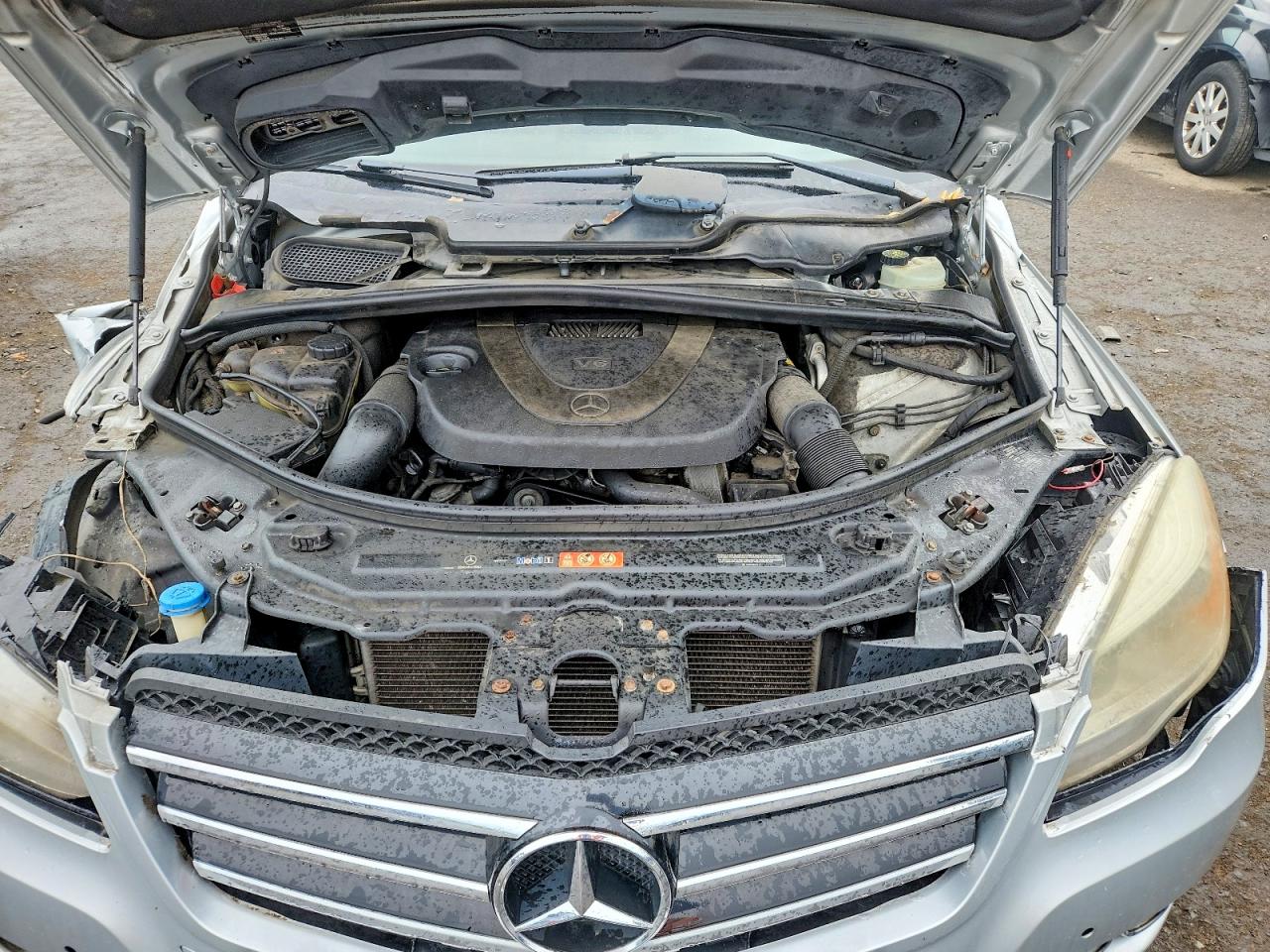 2011 MERCEDES-BENZ R-CLASS