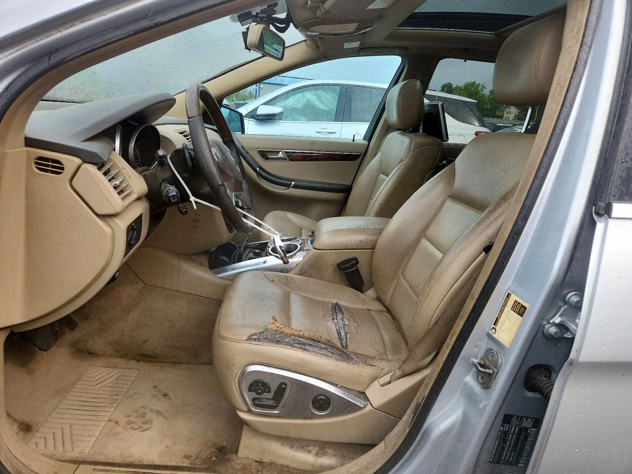 2011 MERCEDES-BENZ R-CLASS