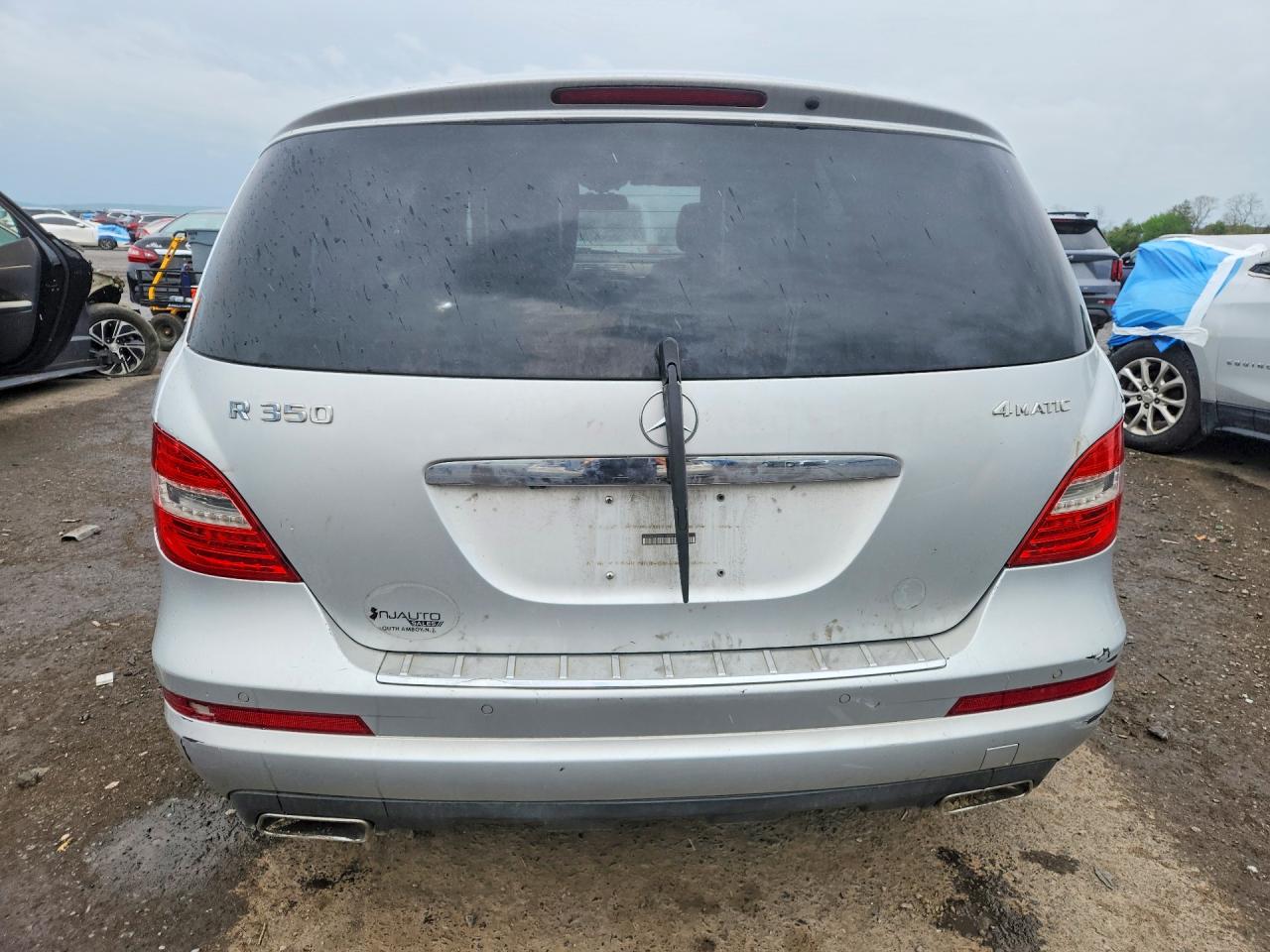 2011 MERCEDES-BENZ R-CLASS