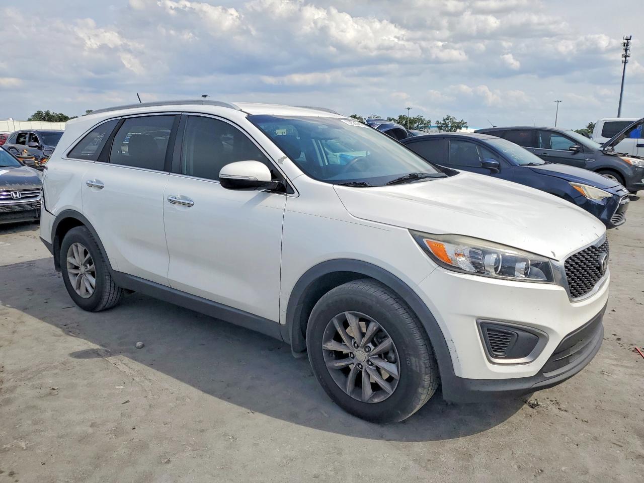 2016 KIA SORENTO