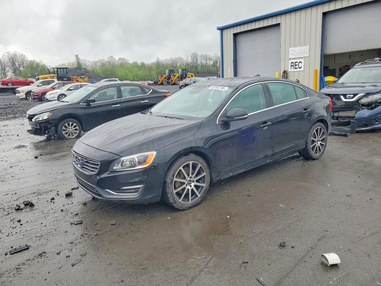 2017 VOLVO S60