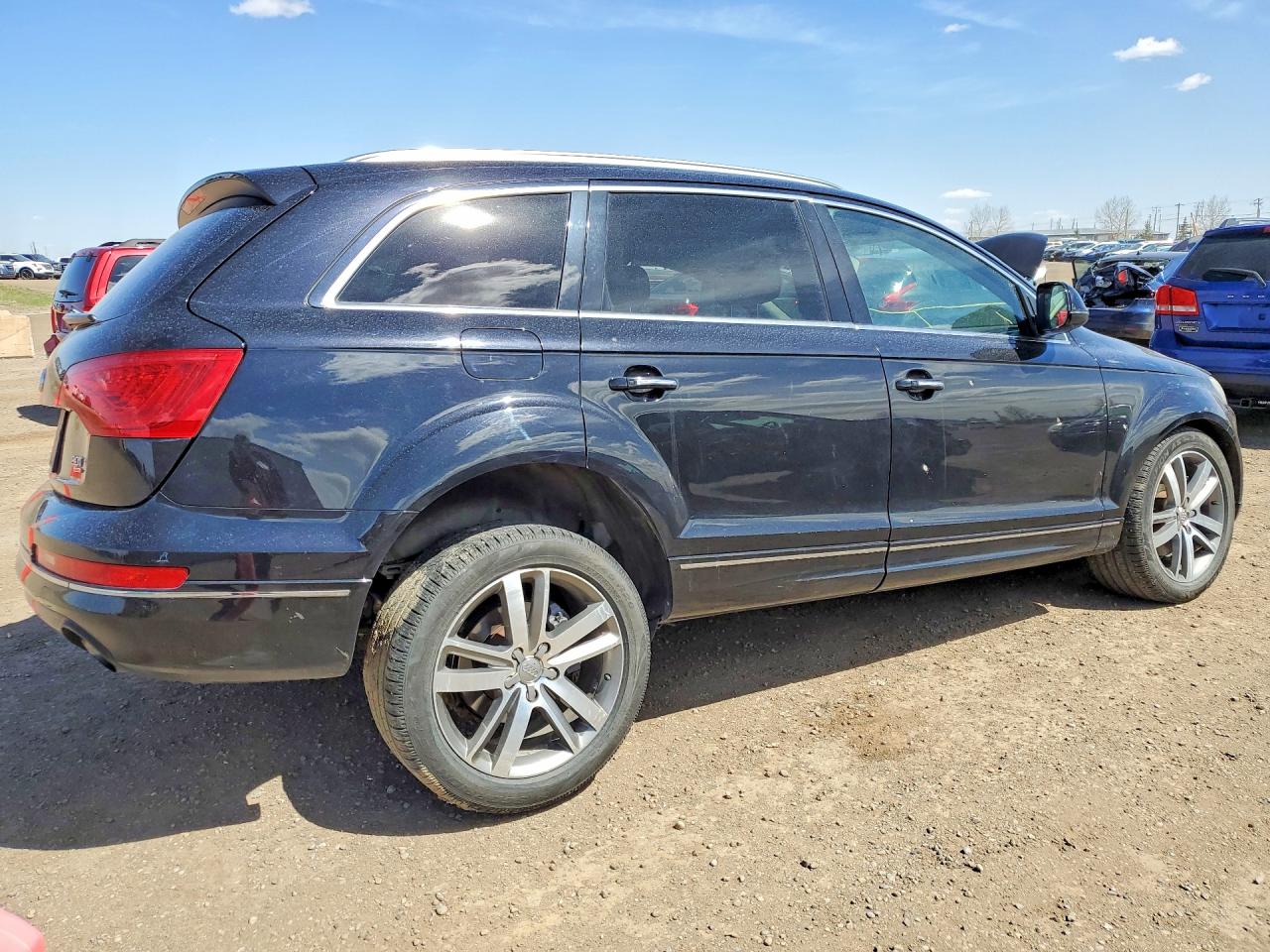 2012 AUDI Q7