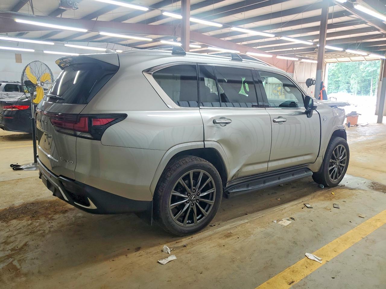 2023 LEXUS
