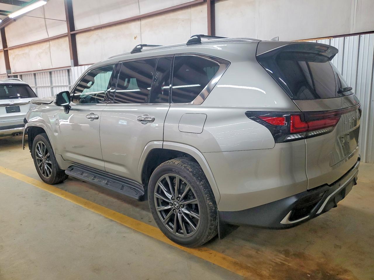 2023 LEXUS