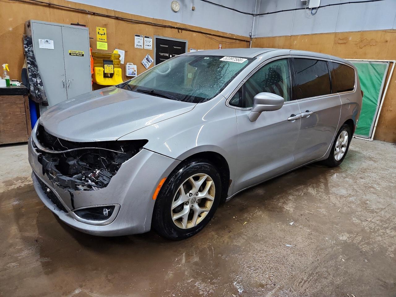 2018 CHRYSLER PACIFICA