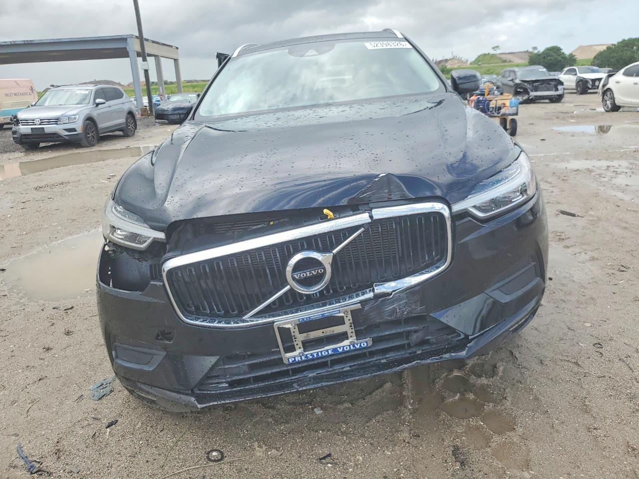 2021 VOLVO XC60