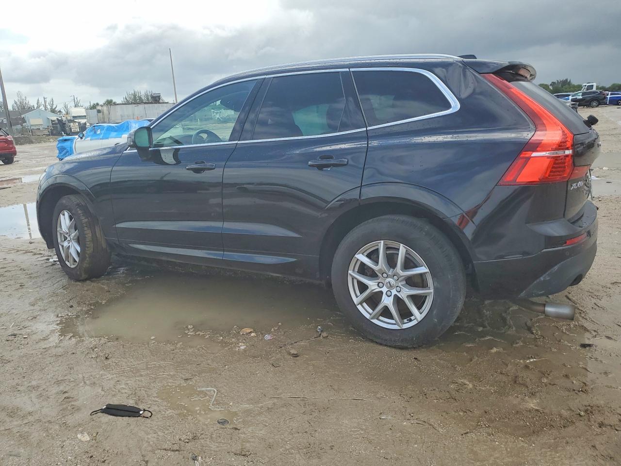 2021 VOLVO XC60
