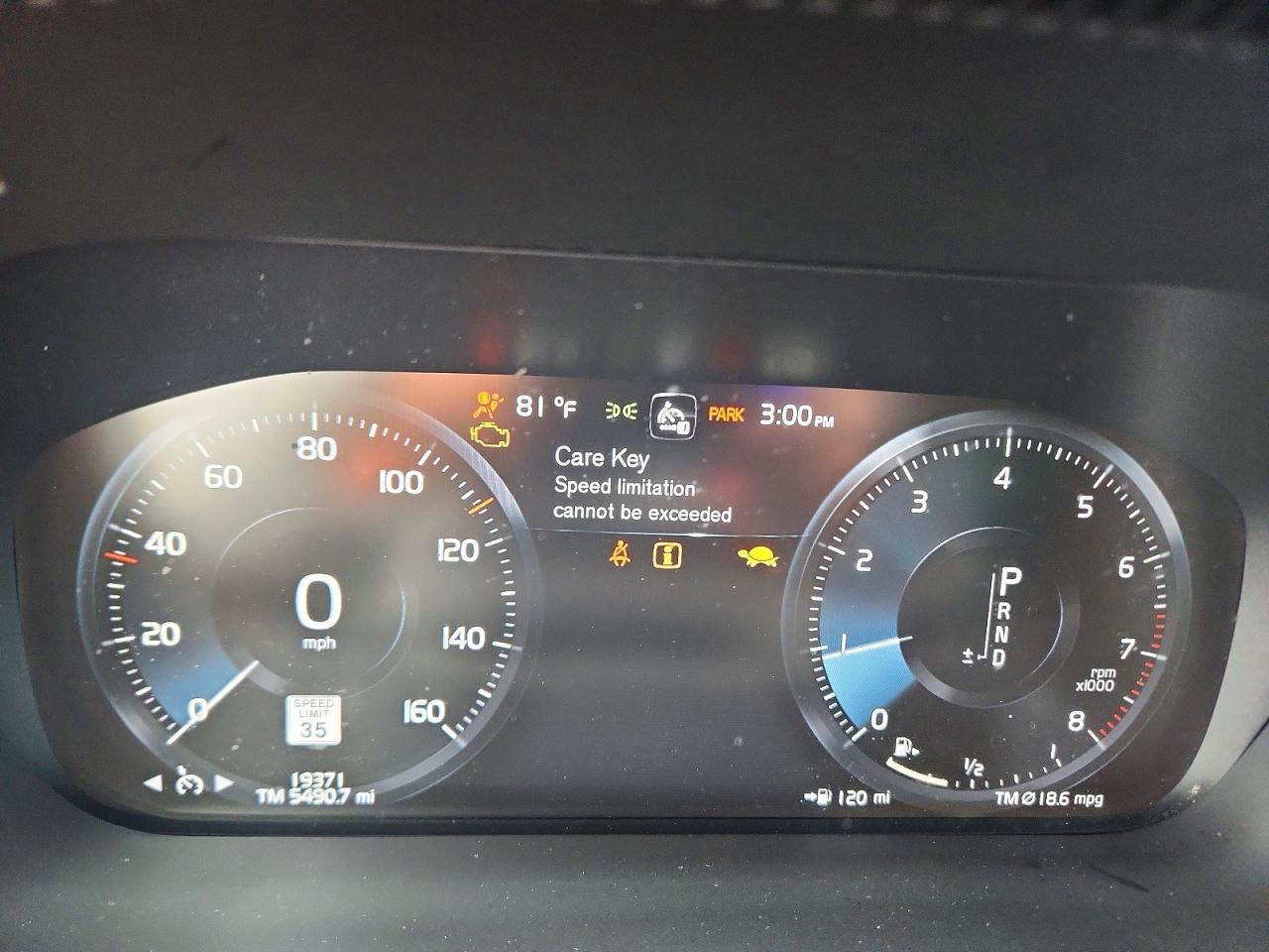 2021 VOLVO XC60