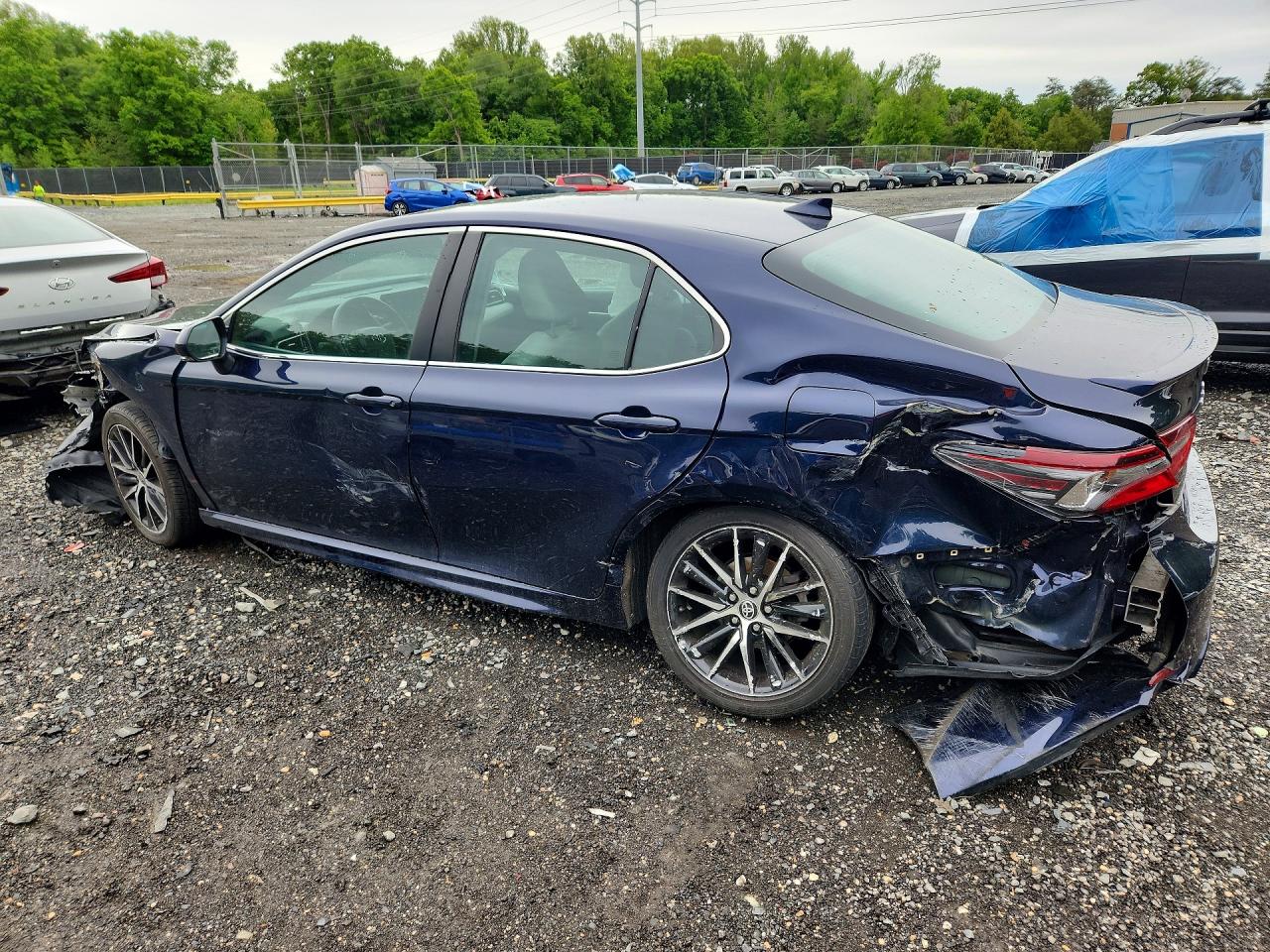2022 TOYOTA CAMRY