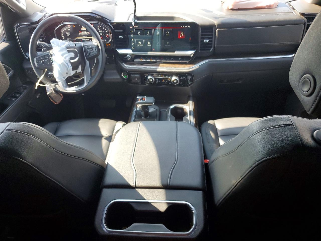 2024 GMC SIERRA