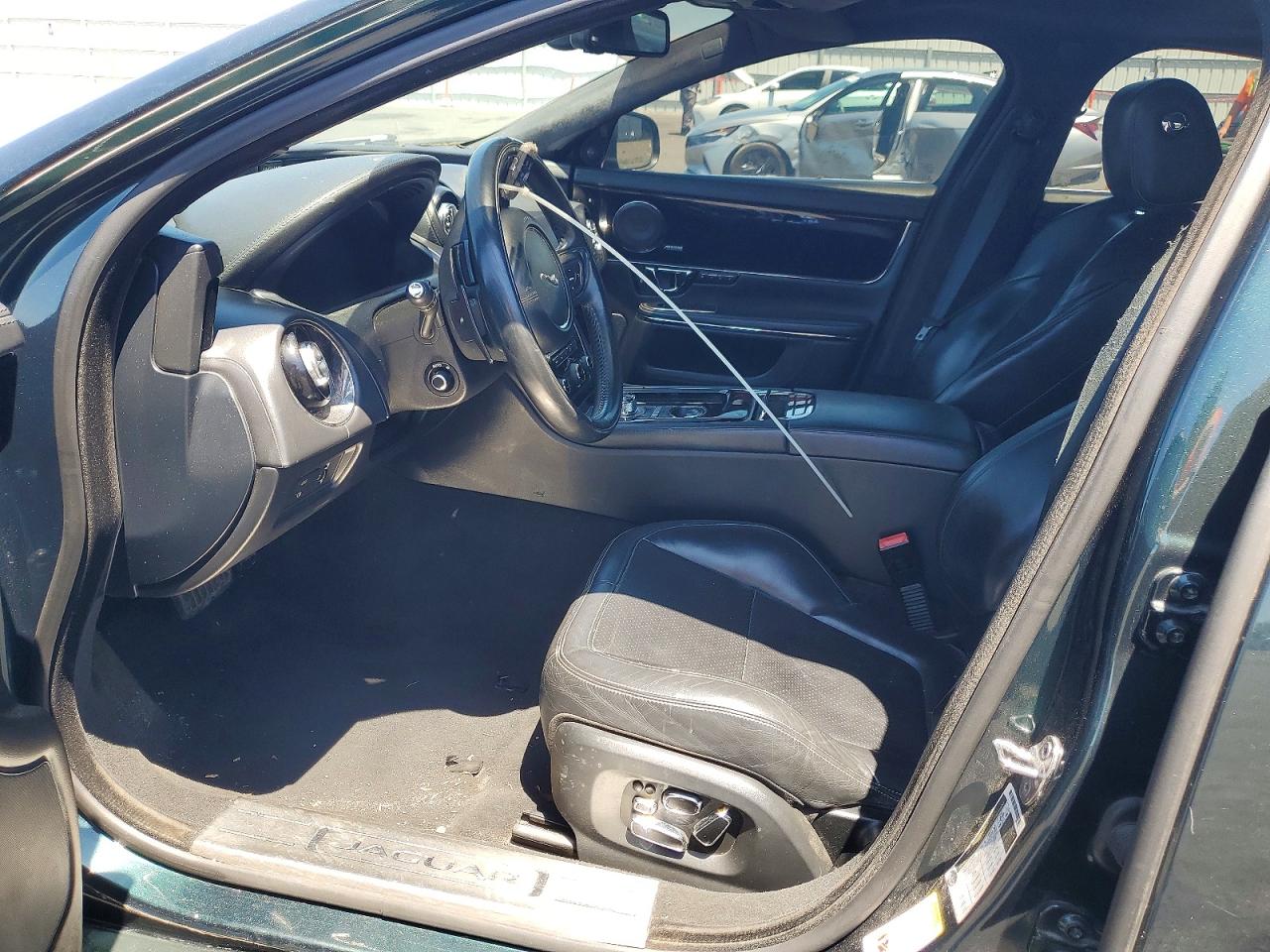 2015 JAGUAR XJ