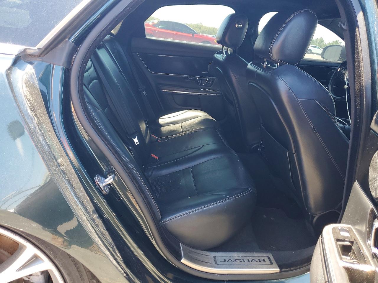 2015 JAGUAR XJ