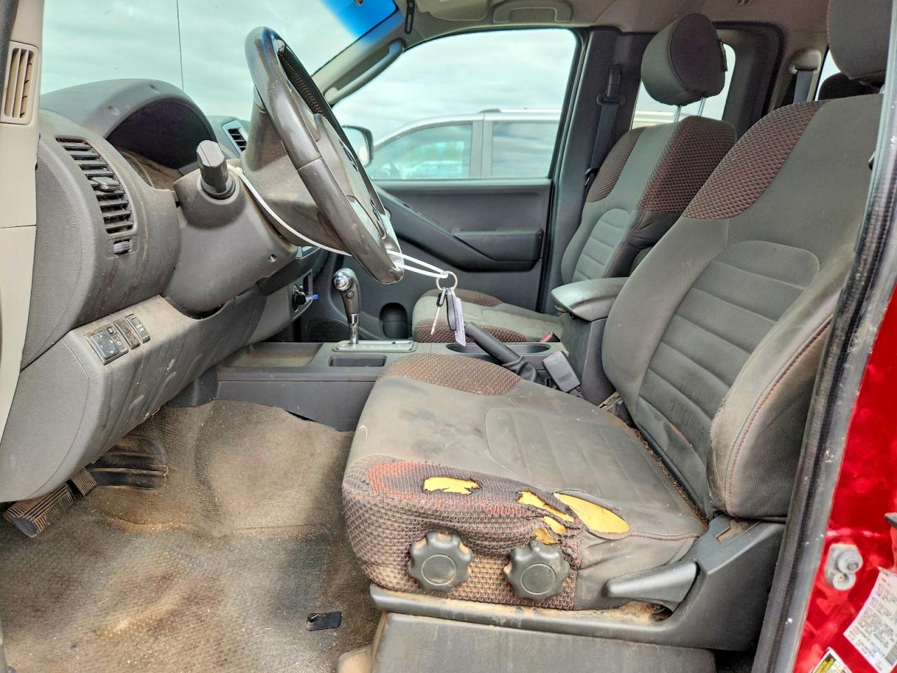 2009 NISSAN FRONTIER