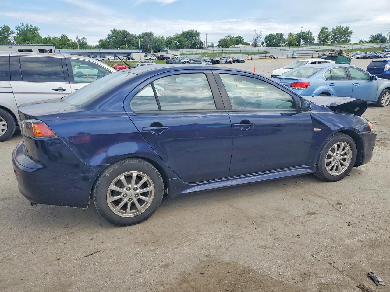 2013 MITSUBISHI LANCER
