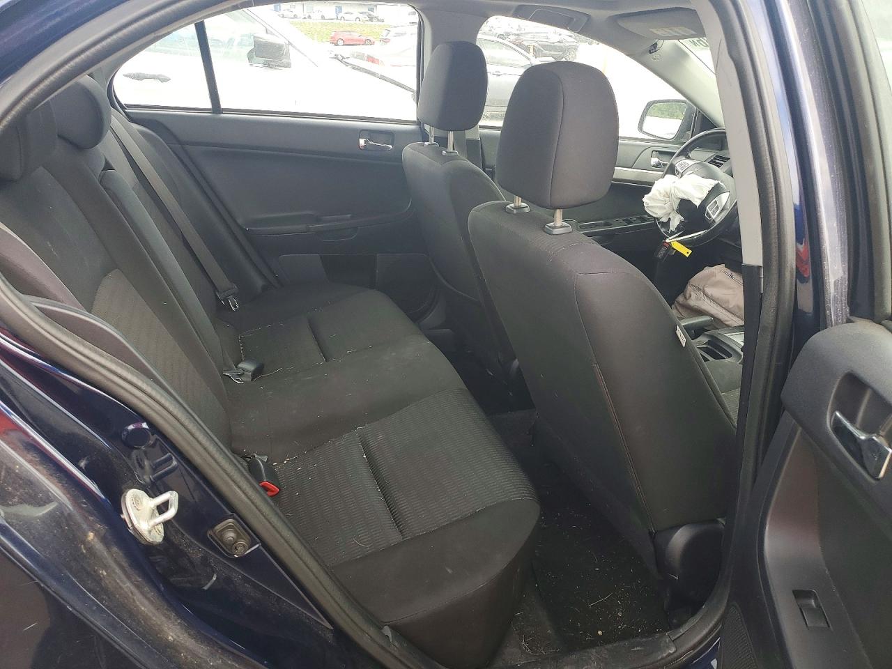 2013 MITSUBISHI LANCER