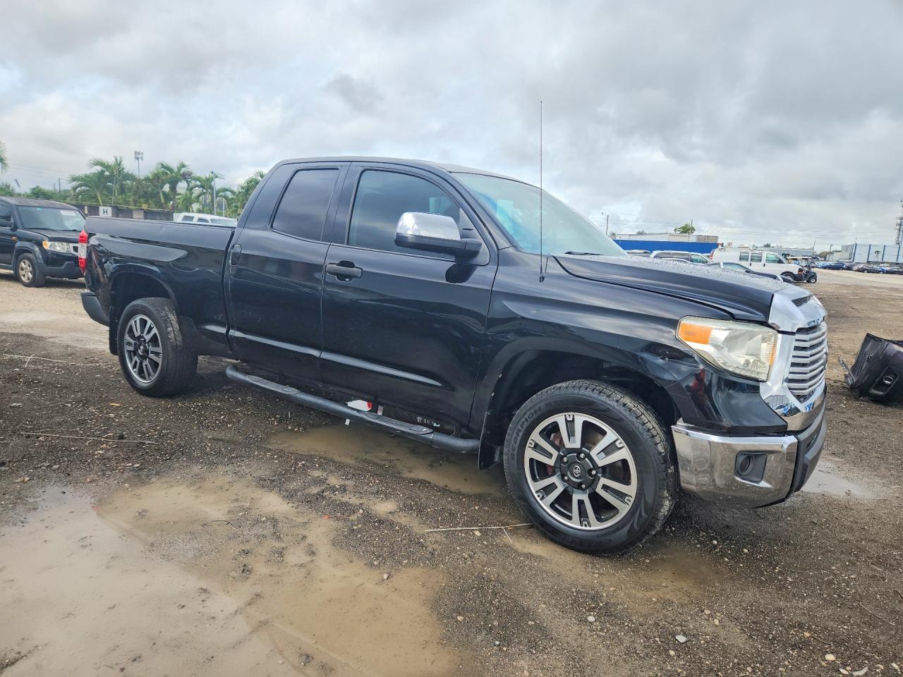 2014 TOYOTA TUNDRA